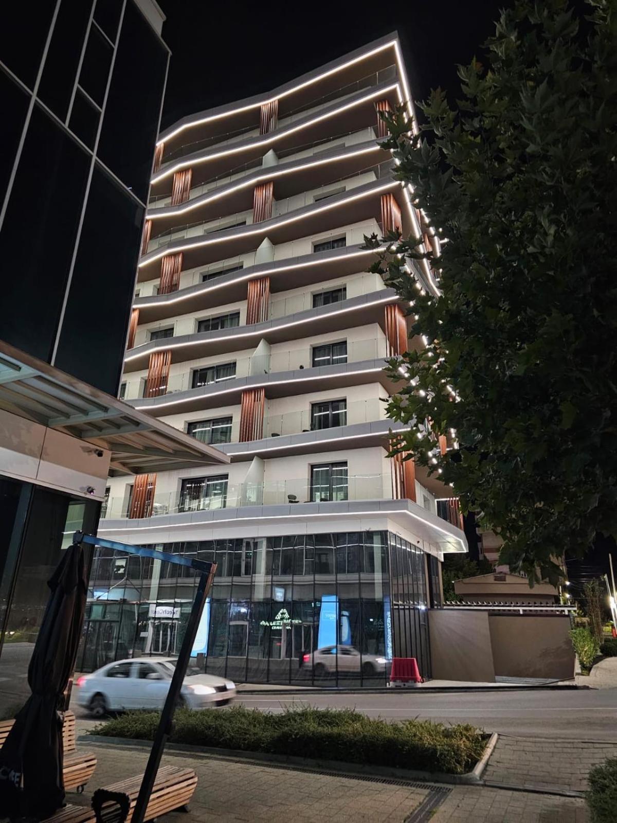 Aparthotel Craiova Exteriör bild